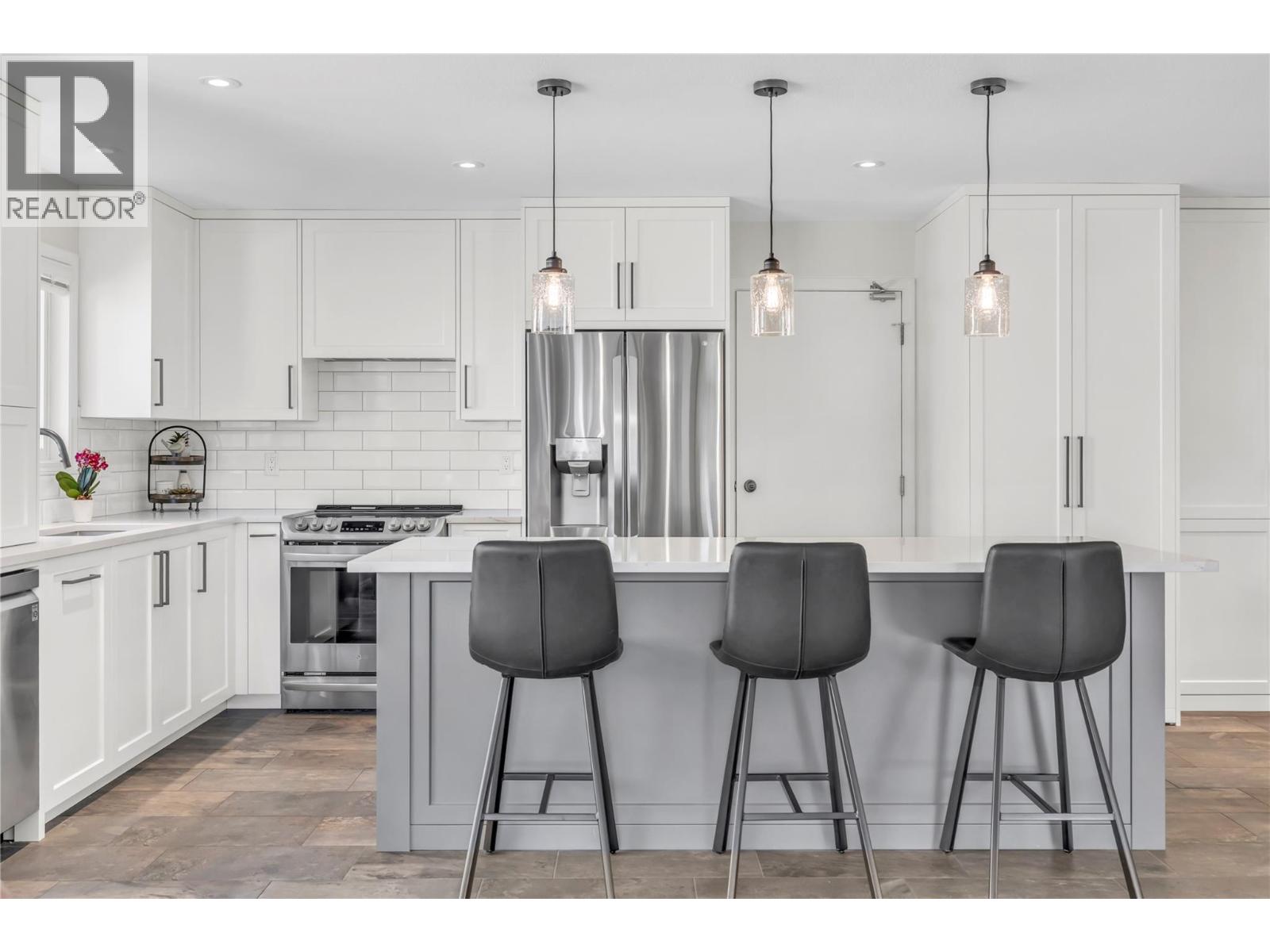 184 ASH Place, Penticton