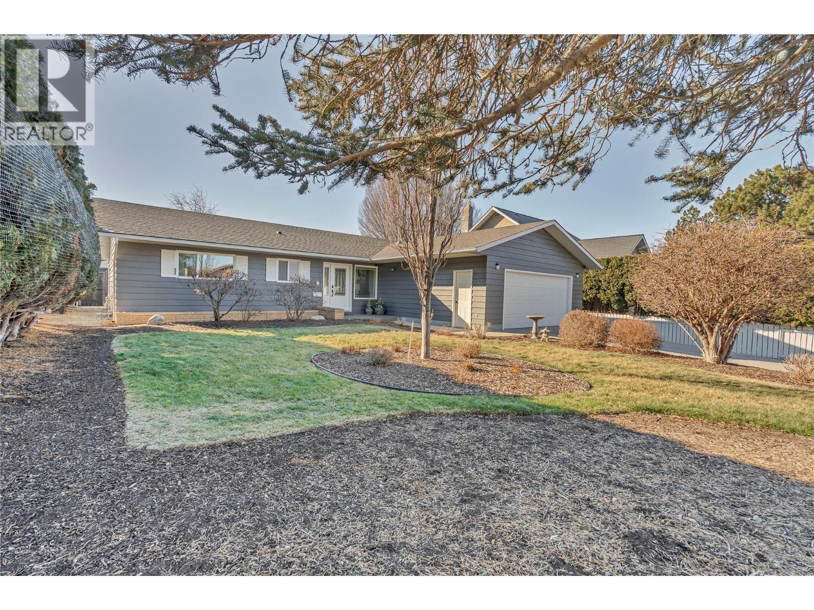 184 ASH Place, Penticton