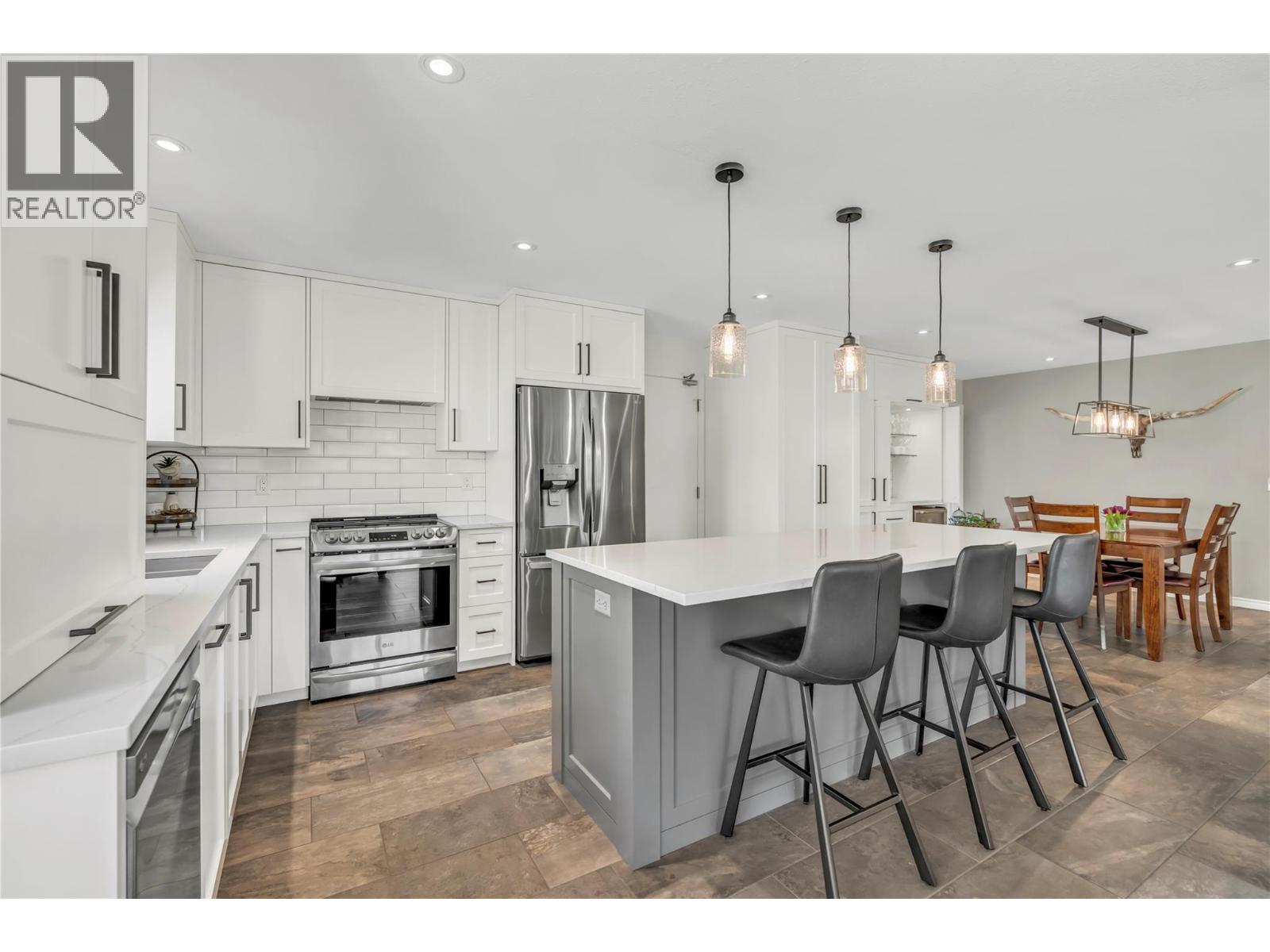 184 ASH Place, Penticton