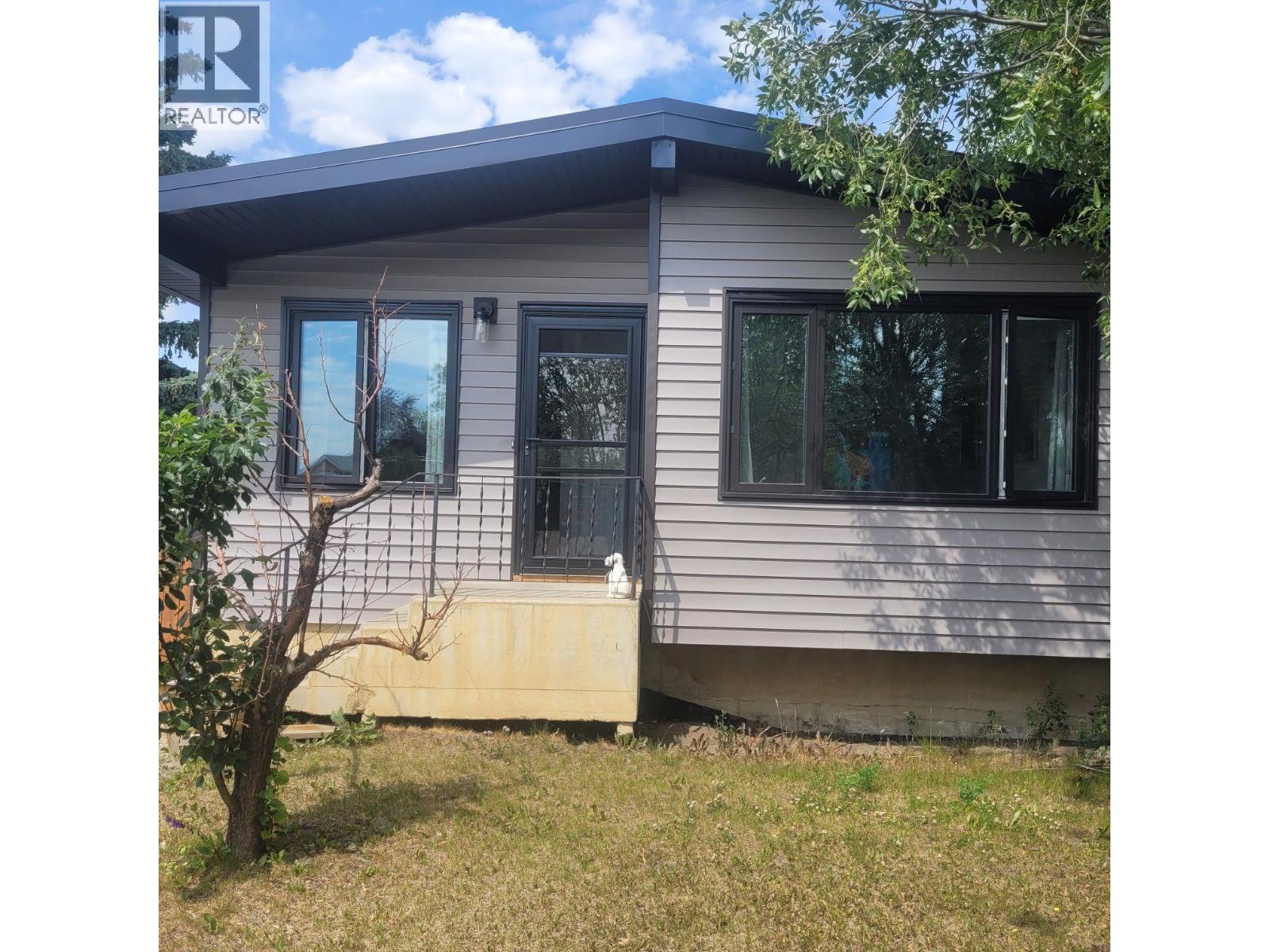  1036 121 Avenue, Dawson Creek