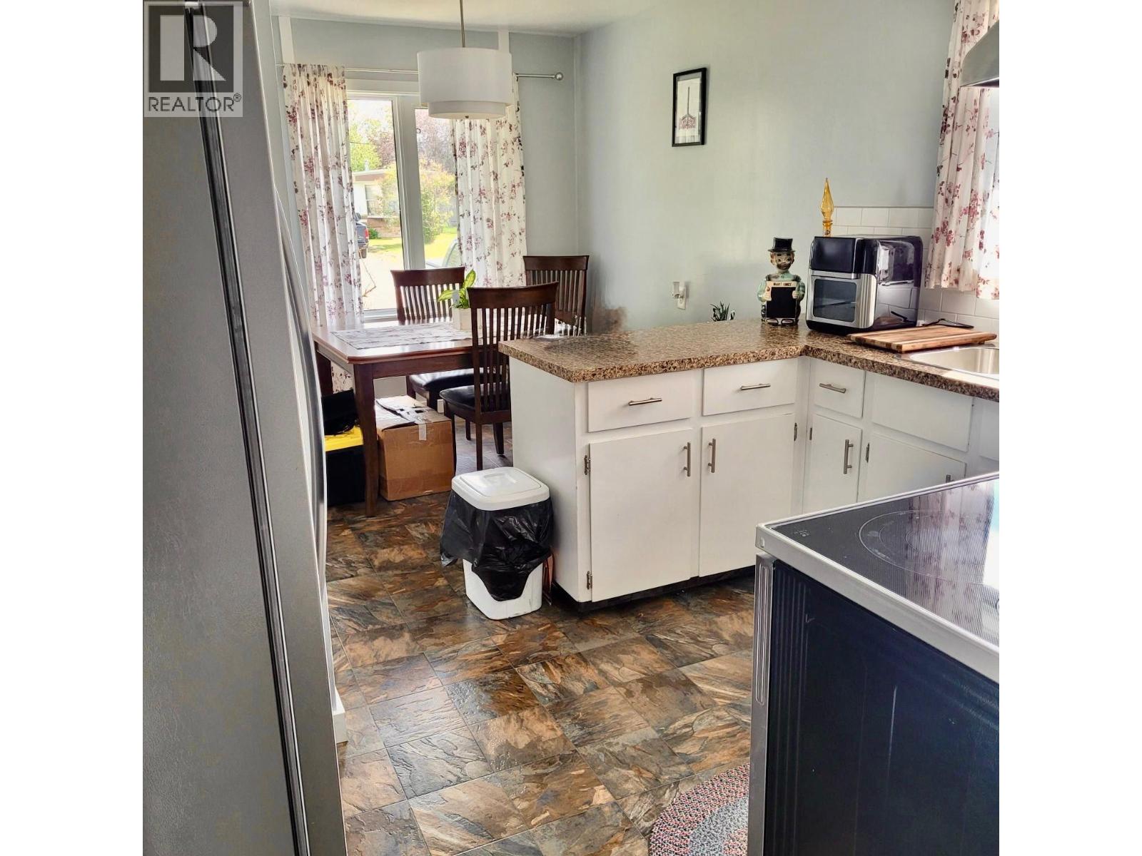 1036 121 Avenue, Dawson Creek