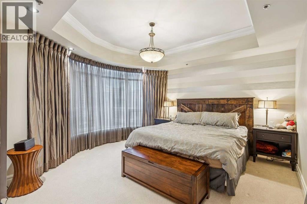 Single Family House for Sale in   Princeton Way SW Eau Claire Calgary 