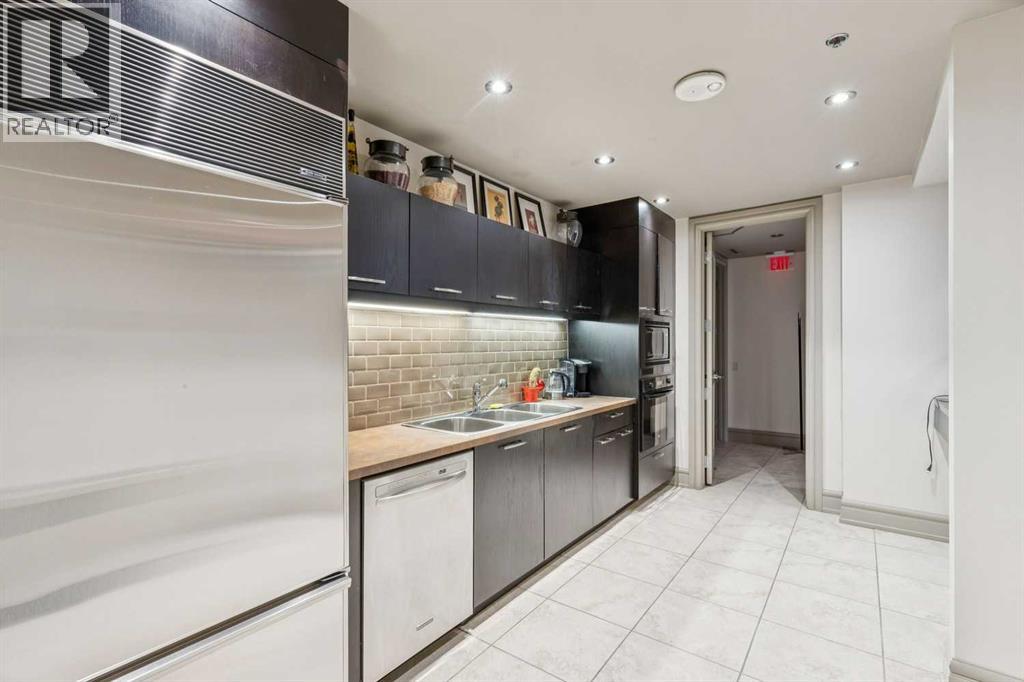 Single Family House for Sale in   Princeton Way SW Eau Claire Calgary 