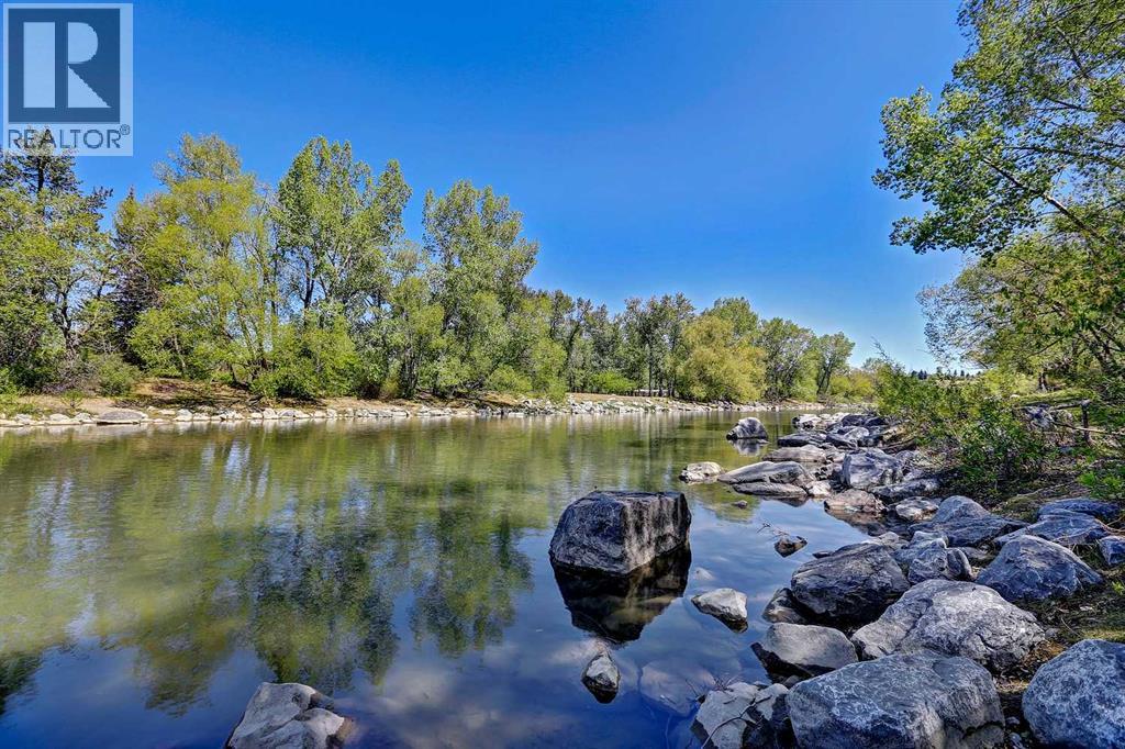 Single Family House for Sale in   Princeton Way SW Eau Claire Calgary 