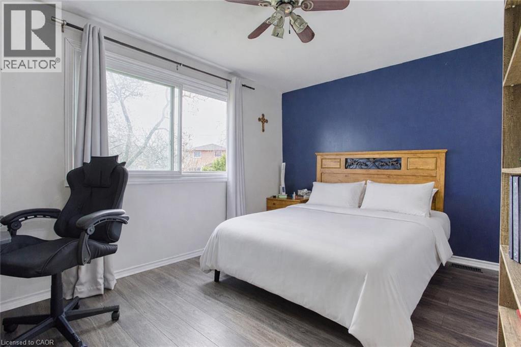 3 ELVIA Court - 15