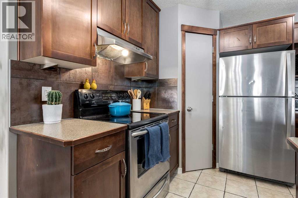 Single Family House for Sale in  Cranberry Place SE Cranston Calgary 