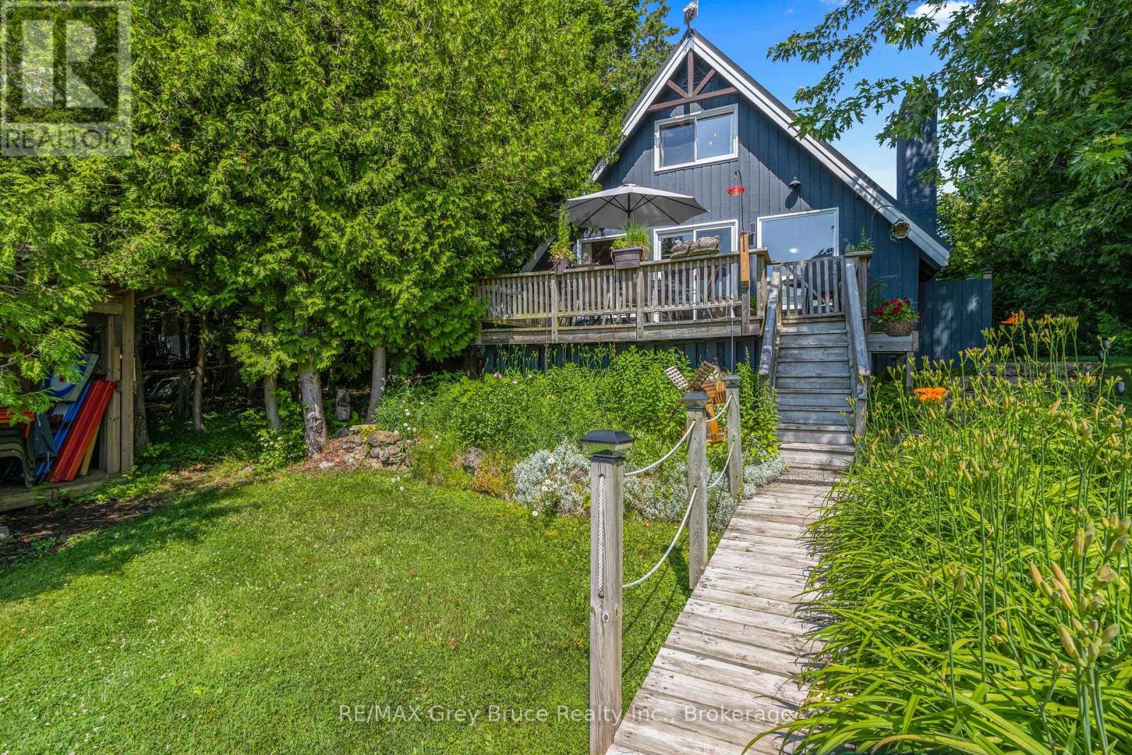 40 ABERDEEN AVENUE — photo 25