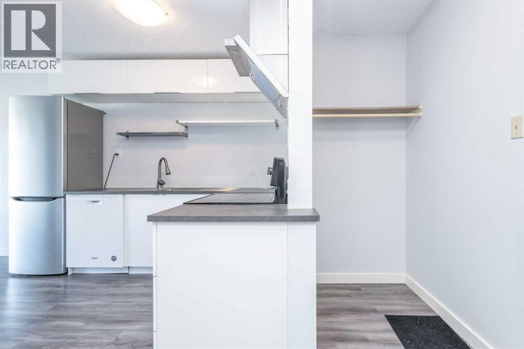 Single Family House for Sale in    Avenue SW Sunalta Calgary 