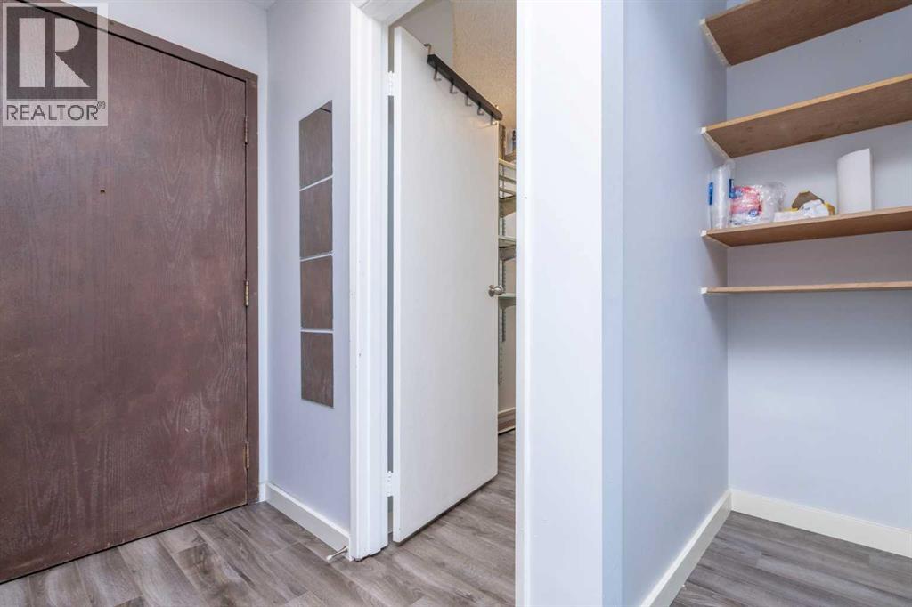 Single Family House for Sale in    Avenue SW Sunalta Calgary 