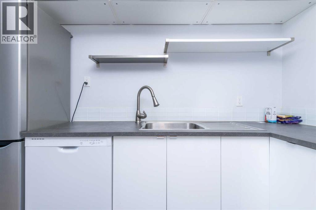 Single Family House for Sale in    Avenue SW Sunalta Calgary 