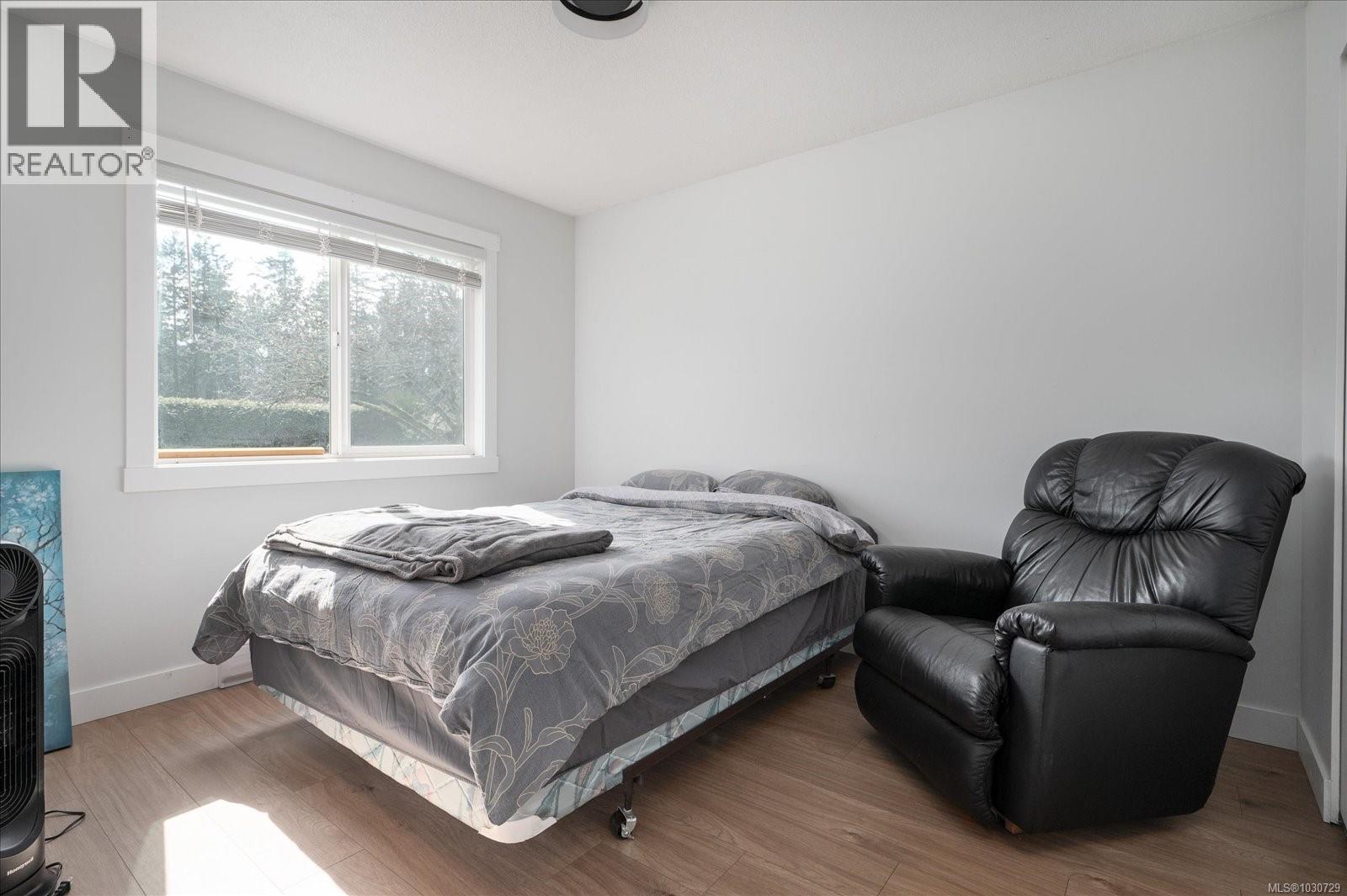 4193 Clubhouse Dr, Nanaimo