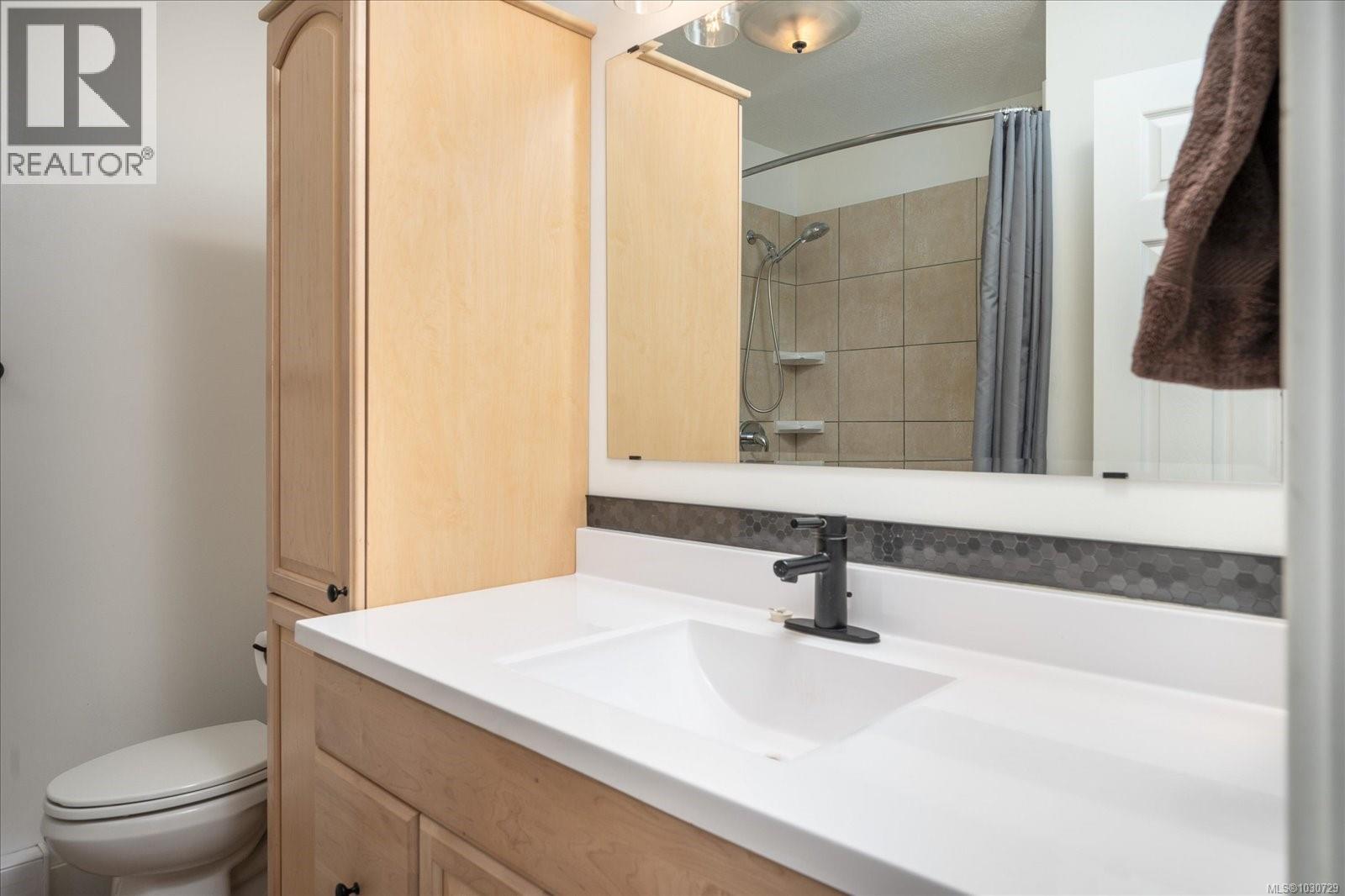 4193 Clubhouse Dr, Nanaimo