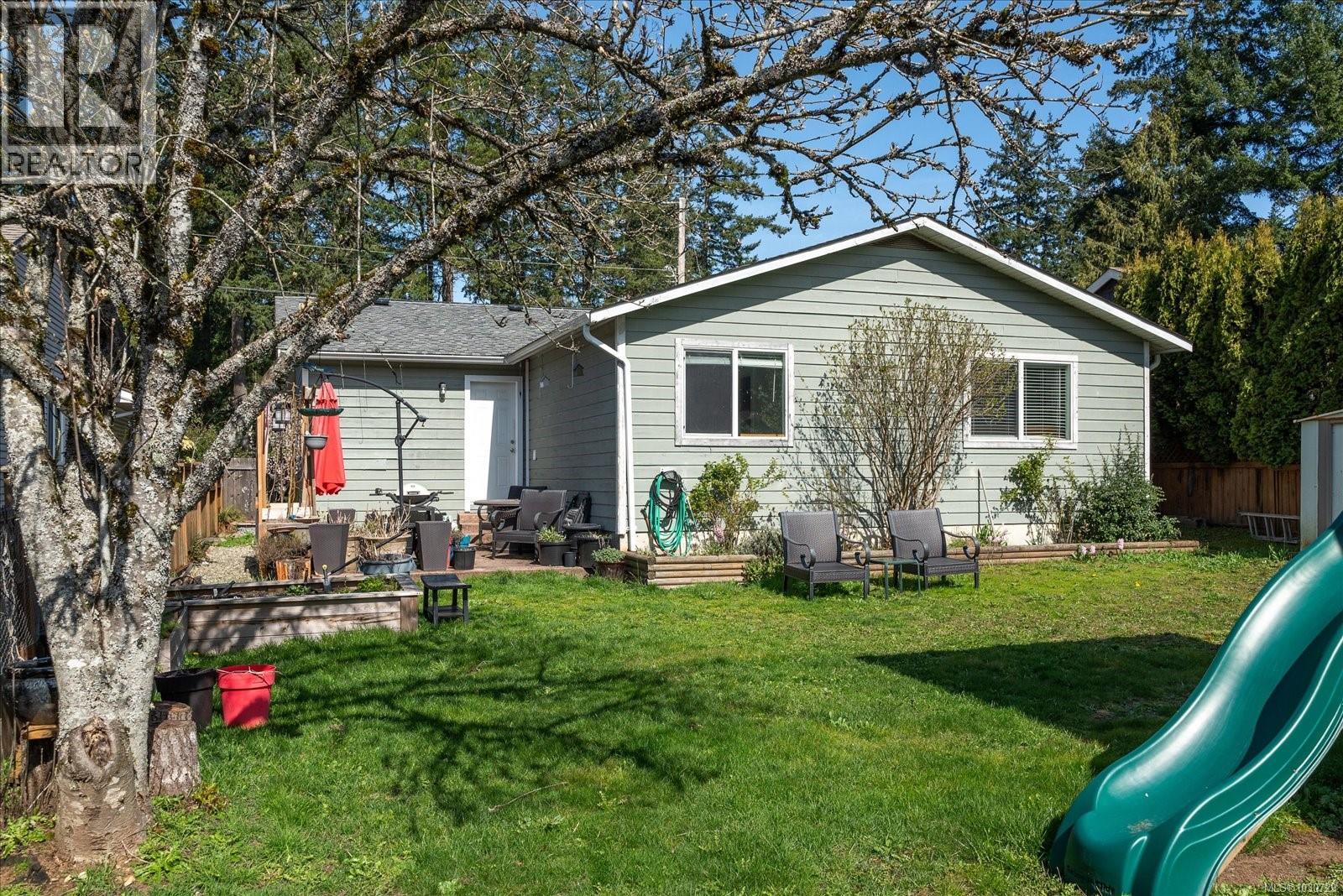 4193 Clubhouse Dr, Nanaimo