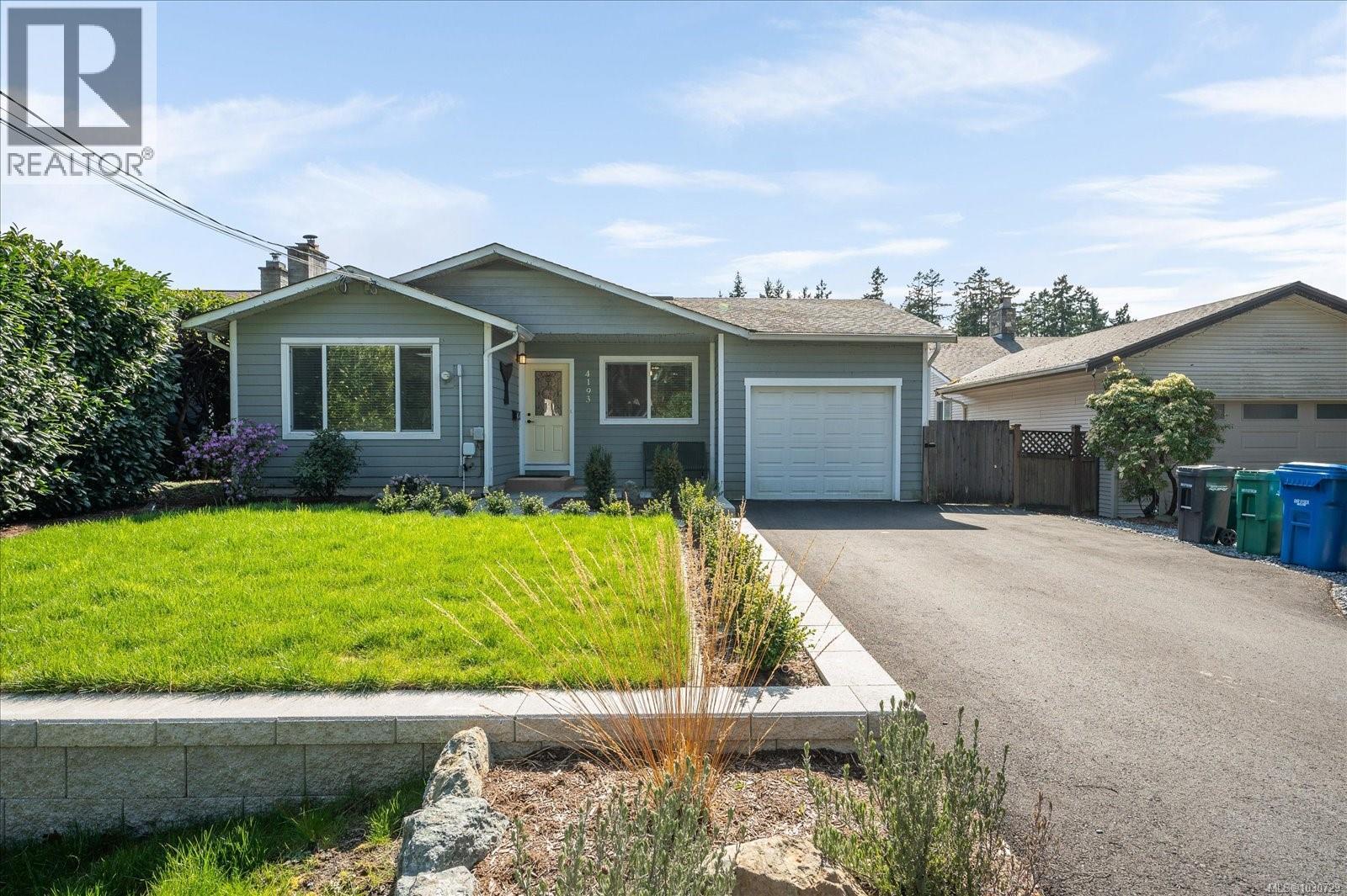 4193 Clubhouse Dr, Nanaimo