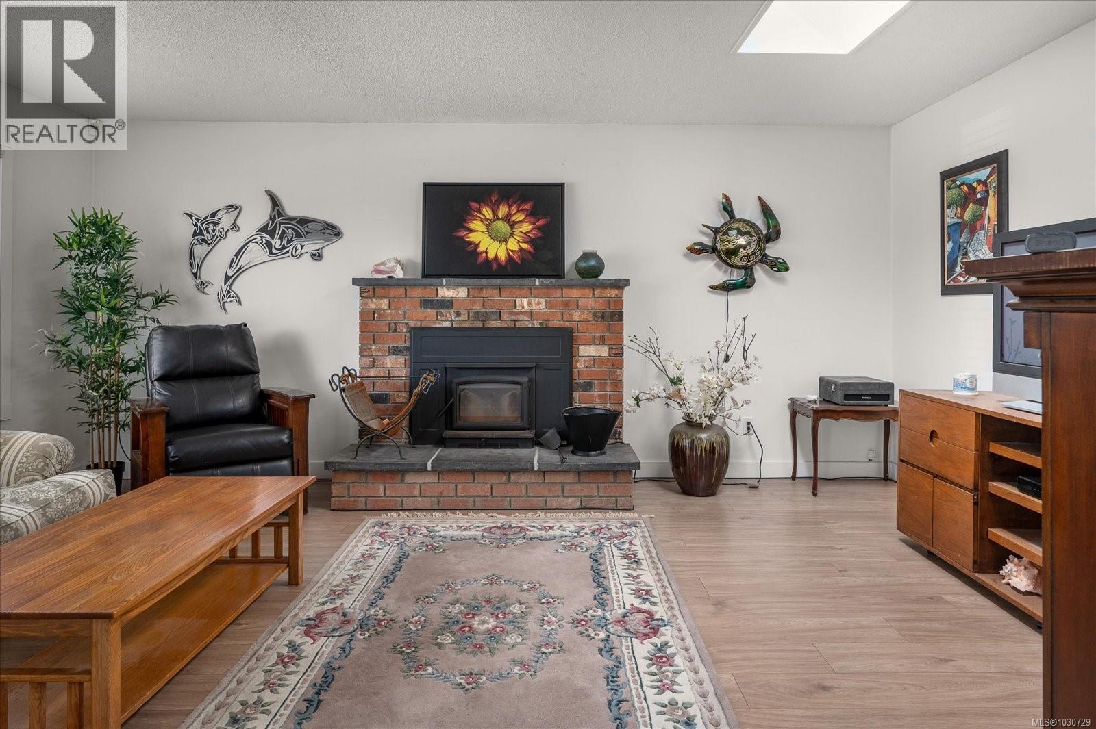 4193 Clubhouse Dr, Nanaimo