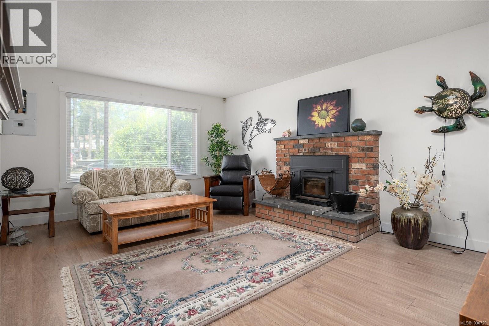 4193 Clubhouse Dr, Nanaimo