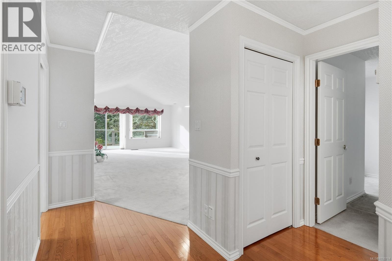 #20 928 BEARWOOD LANE - 5