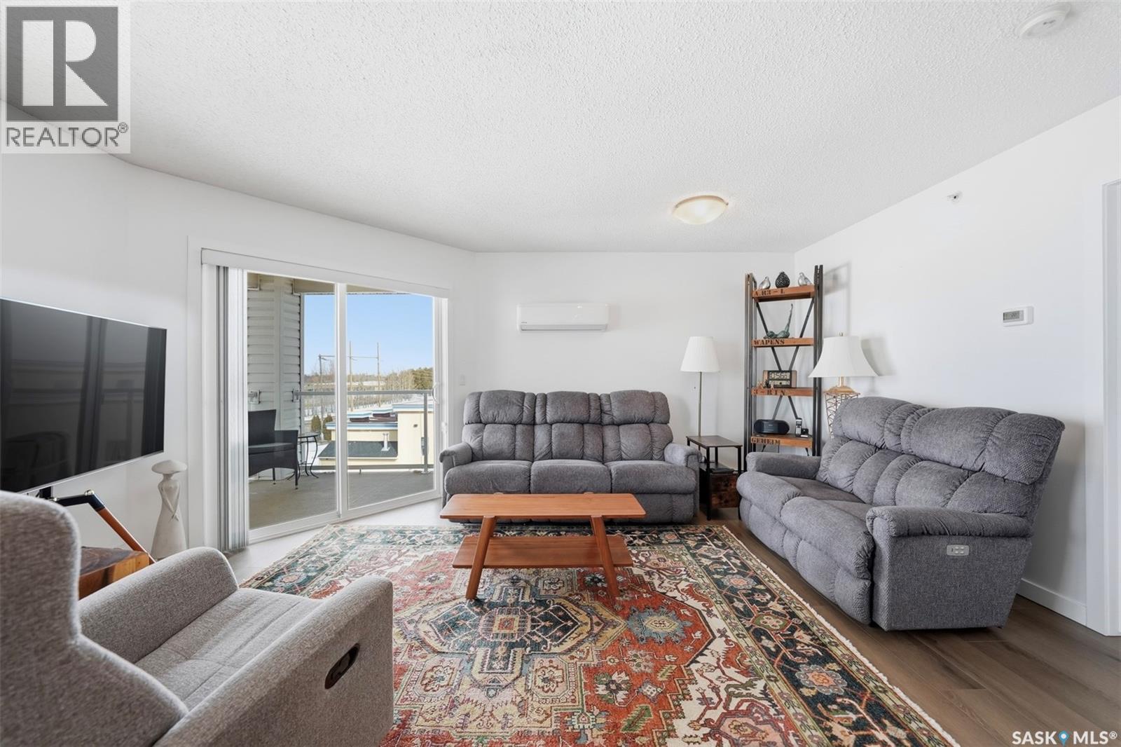 Single Family House High rise for Sale in   Lowe ROAD Saskatoon 