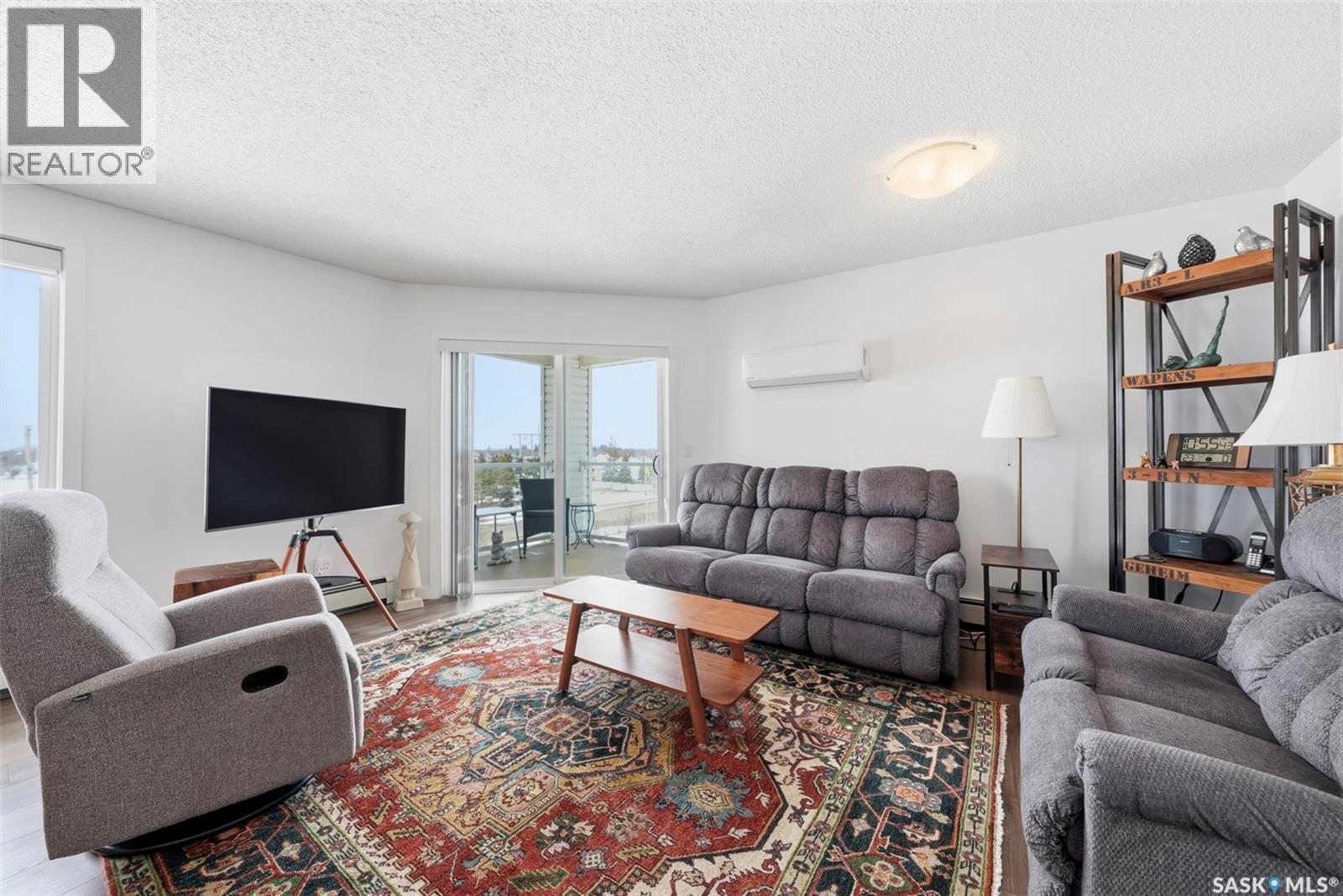 Single Family House High rise for Sale in   Lowe ROAD Saskatoon 