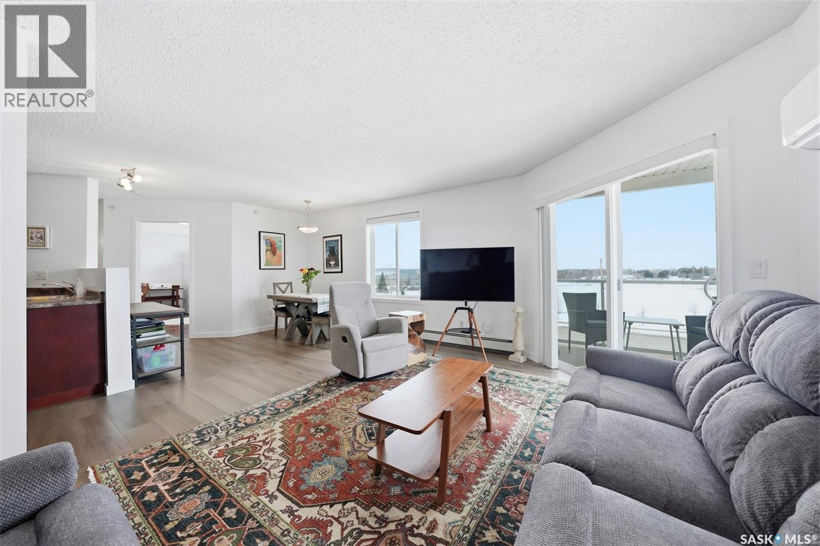 Single Family House High rise for Sale in   Lowe ROAD Saskatoon 