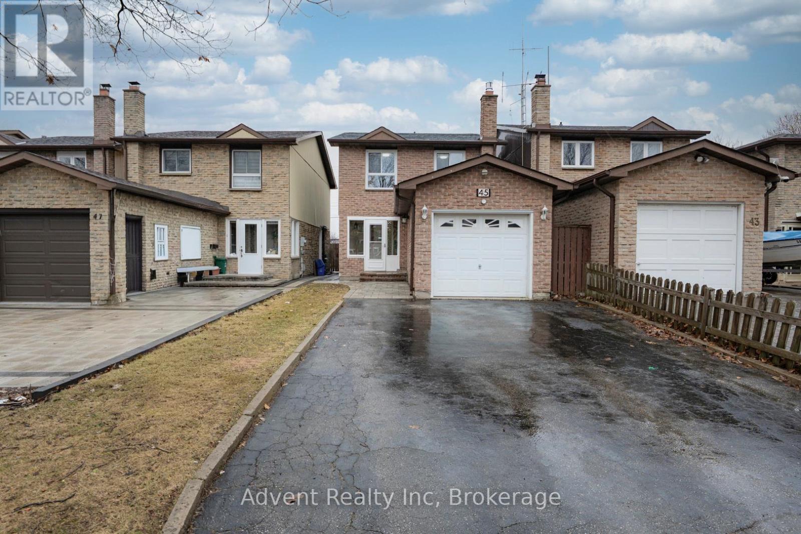 45 CHEESEMAN DRIVE,Markham (Milliken Mills West),,