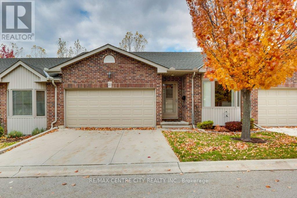 21 - 95 CAPULET LANE