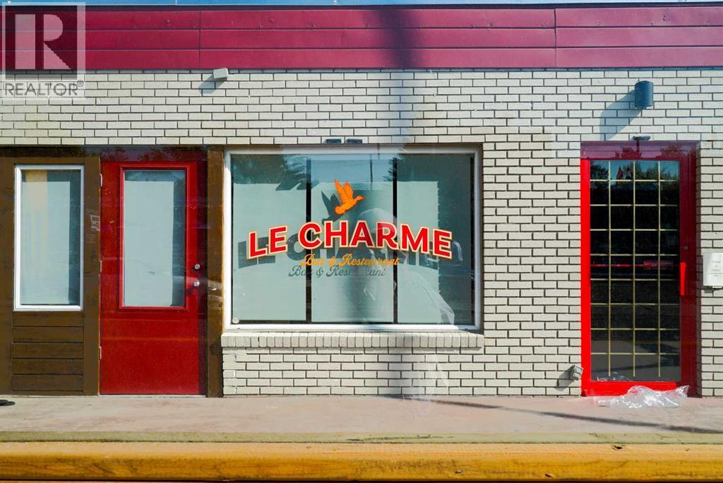 Single Family House for Sale in    Avenue NE Renfrew Calgary 