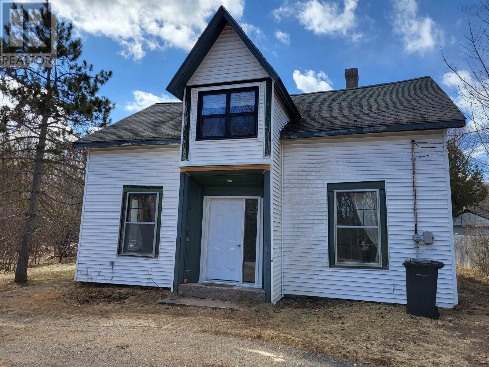 1565 Highway 362