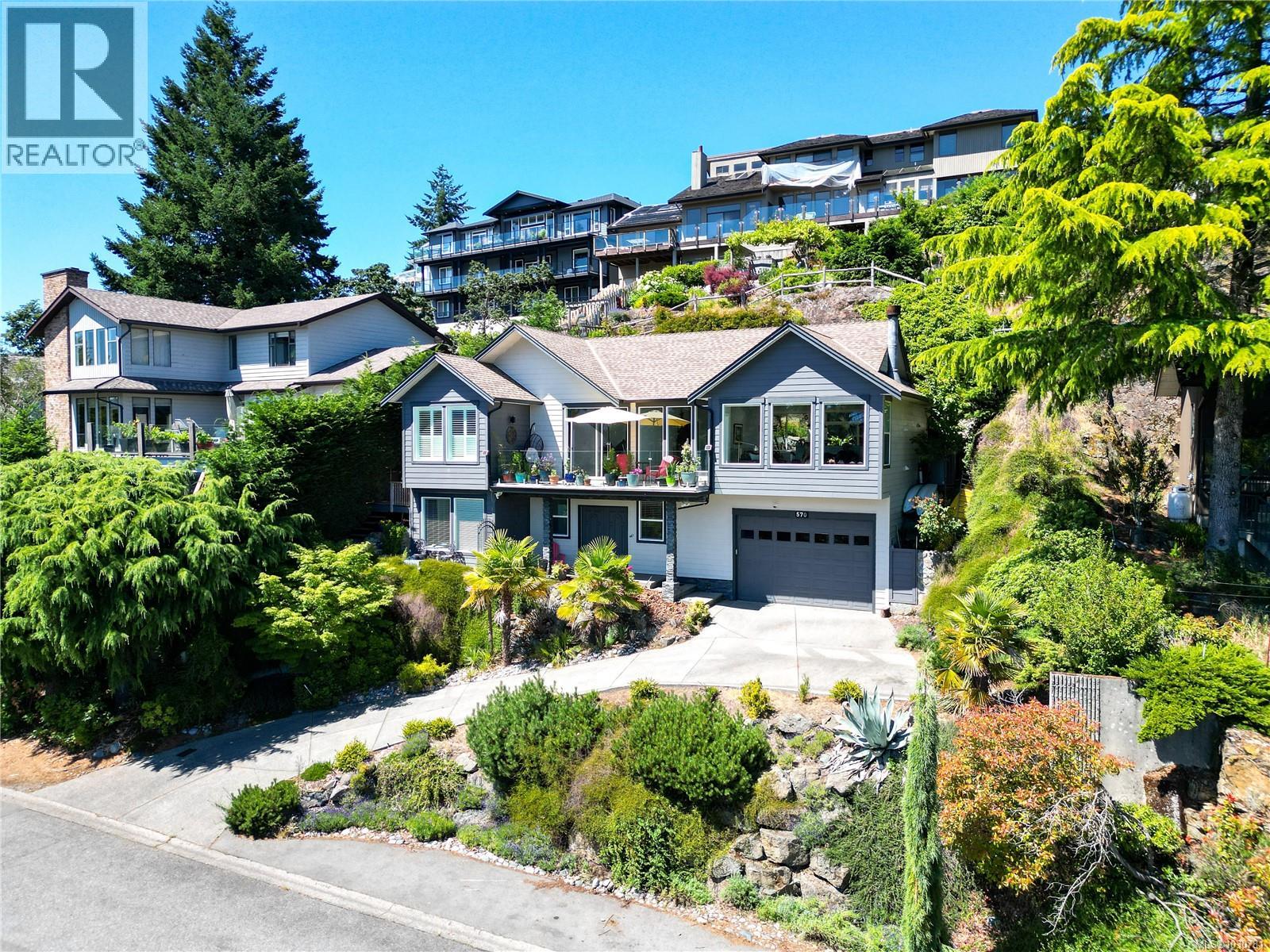 570 CUMBERLAND PL - 11