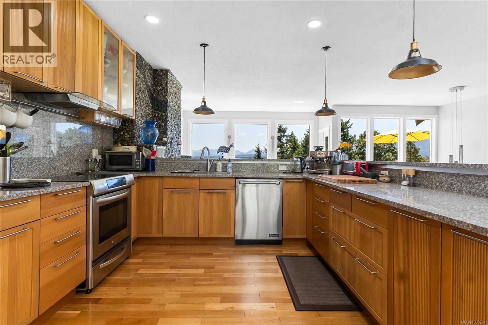 570 Cumberland Pl - 4