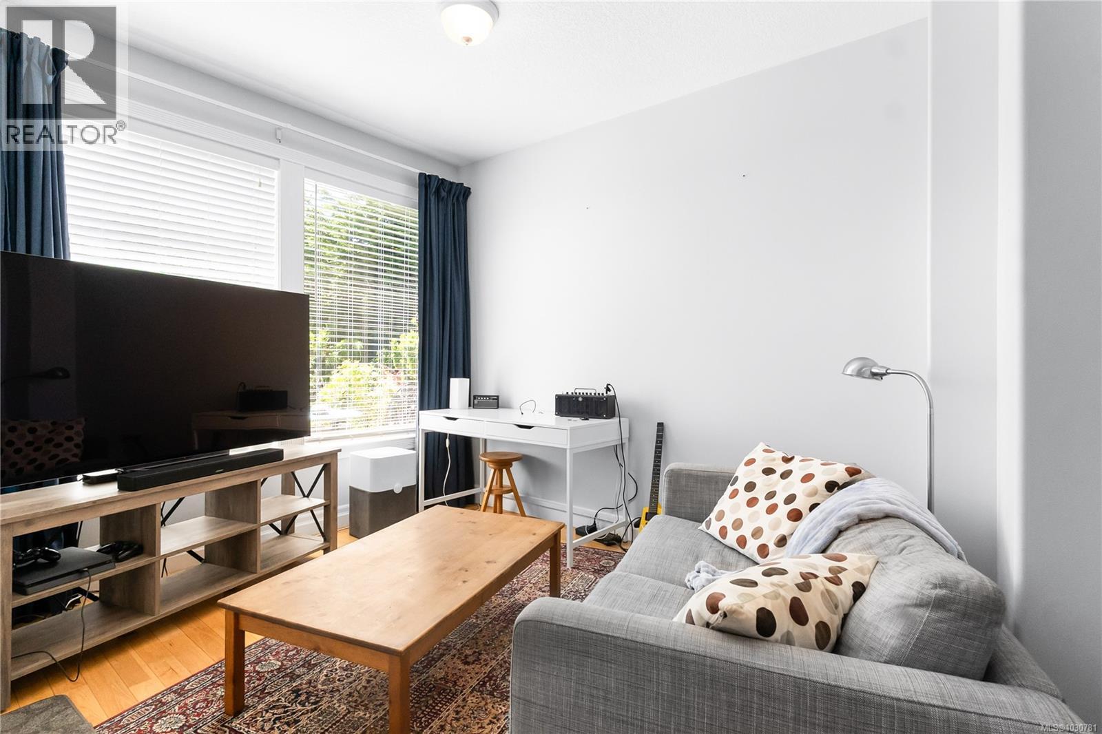 570 Cumberland Pl - 44