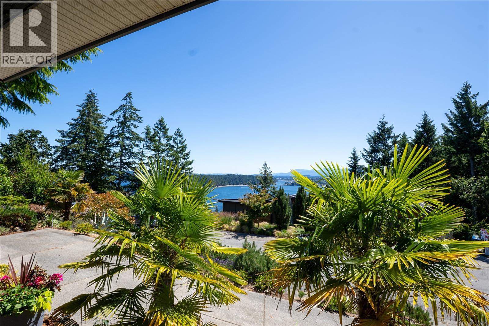 570 CUMBERLAND PL - 15