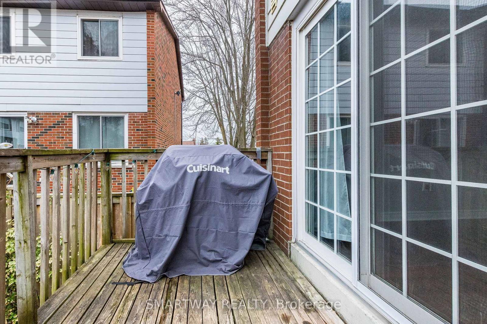 #10 2445 HOMELANDS DRIVE - 46
