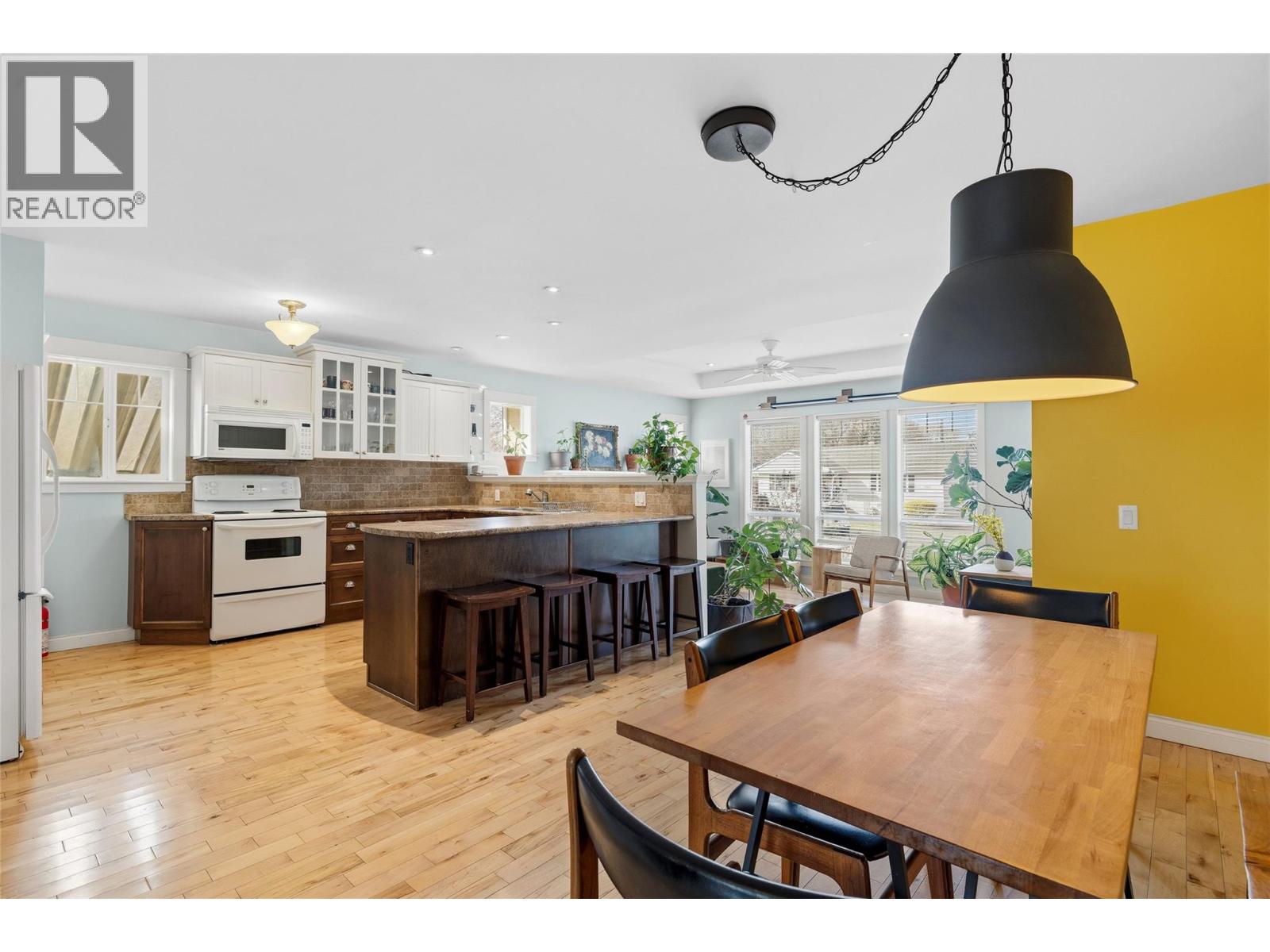 1955 Bowes Street, Kelowna