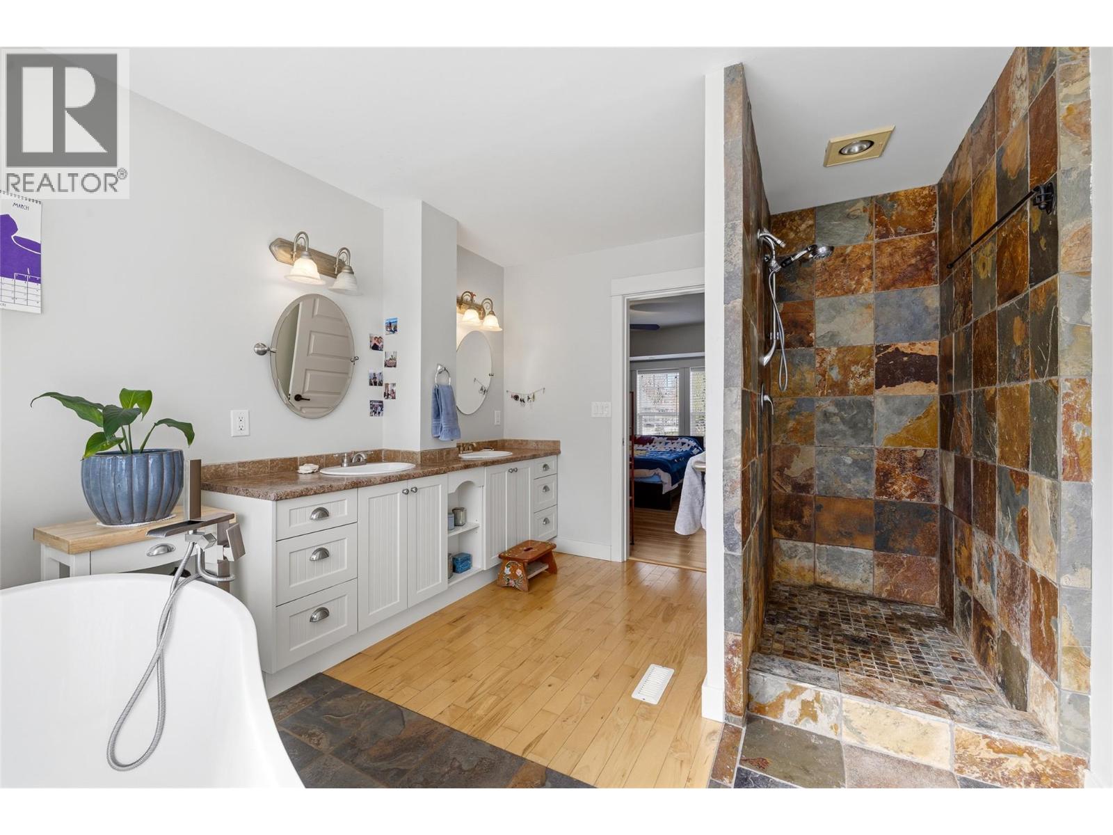 1955 Bowes Street, Kelowna