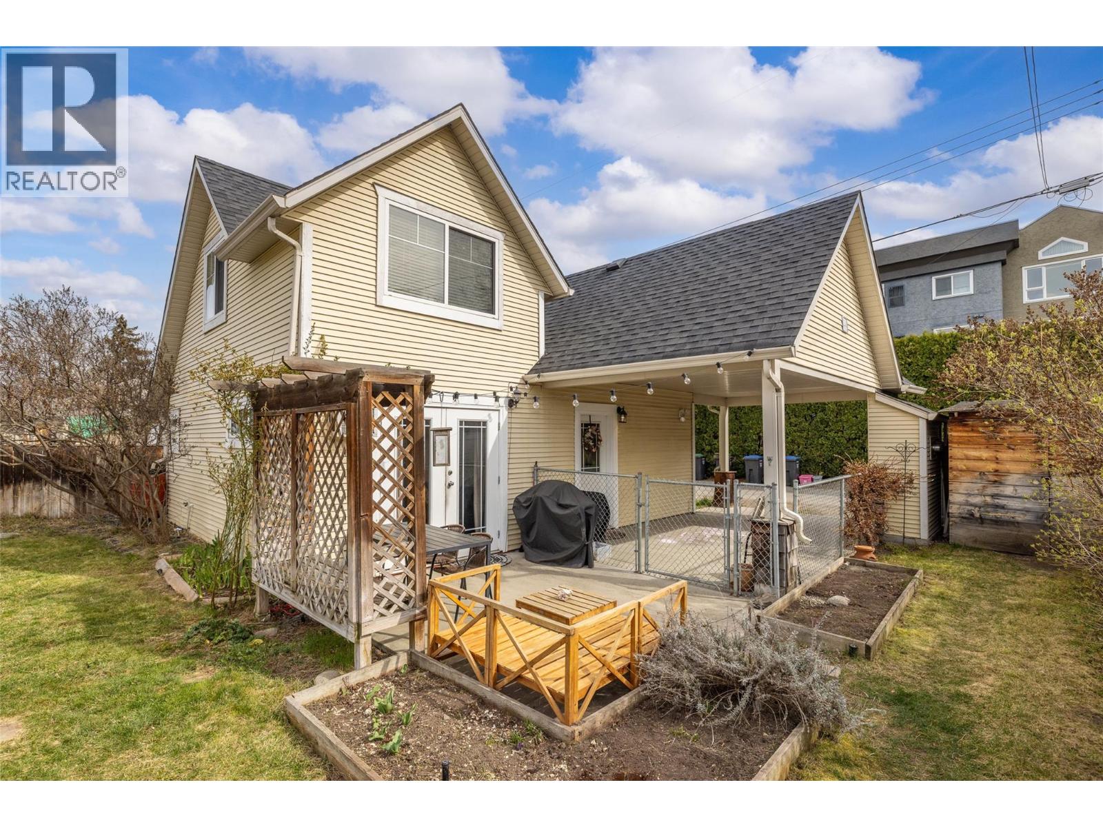 1955 Bowes Street, Kelowna