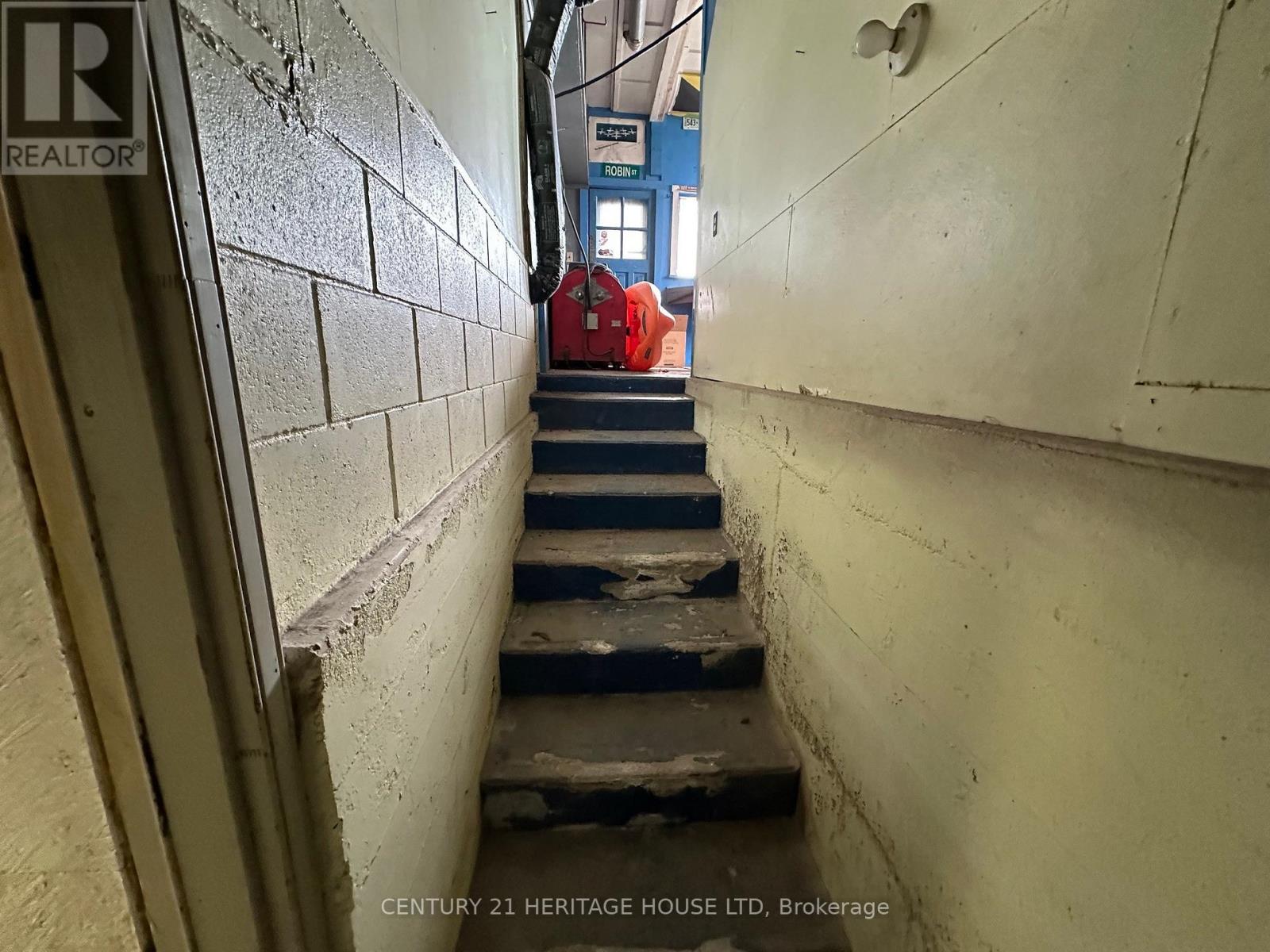 3393 WANEETA DRIVE Property Photo