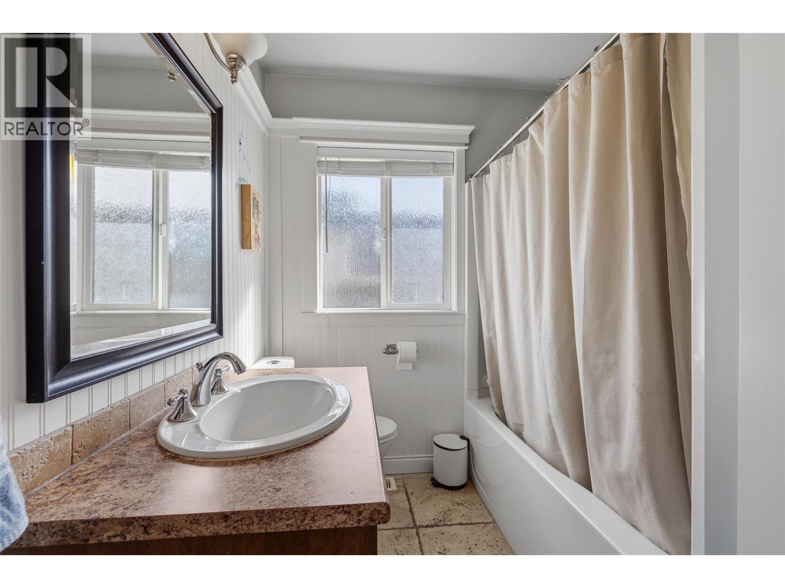 1955 Bowes Street, Kelowna