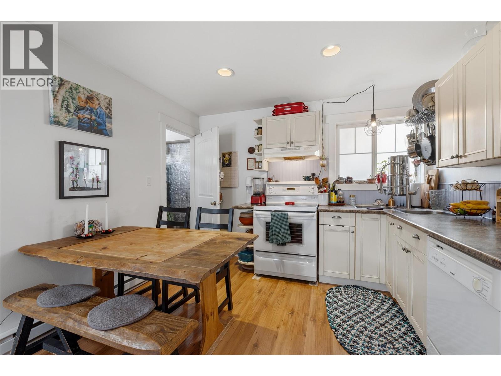 1955 Bowes Street, Kelowna