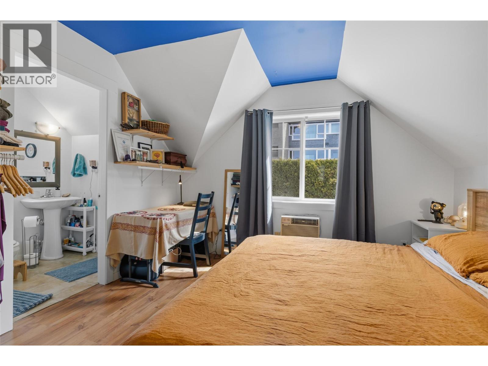 1955 Bowes Street, Kelowna