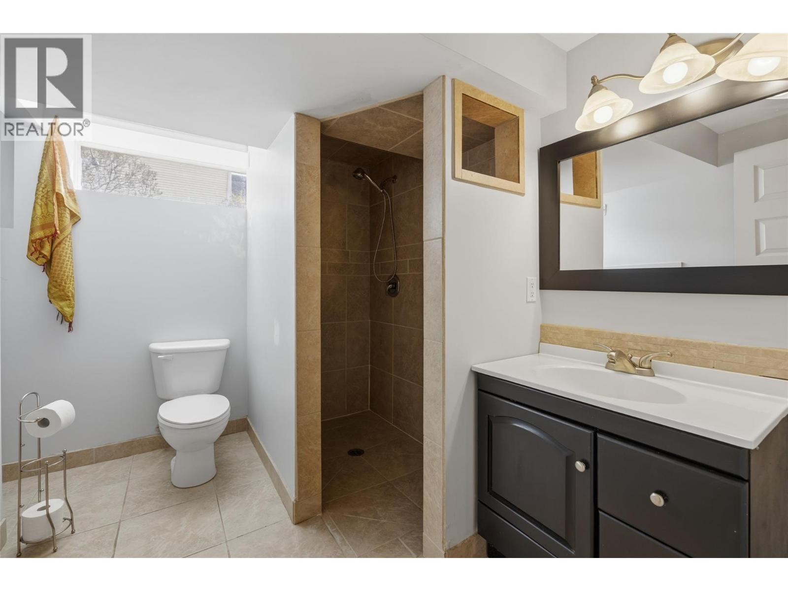 1955 Bowes Street, Kelowna