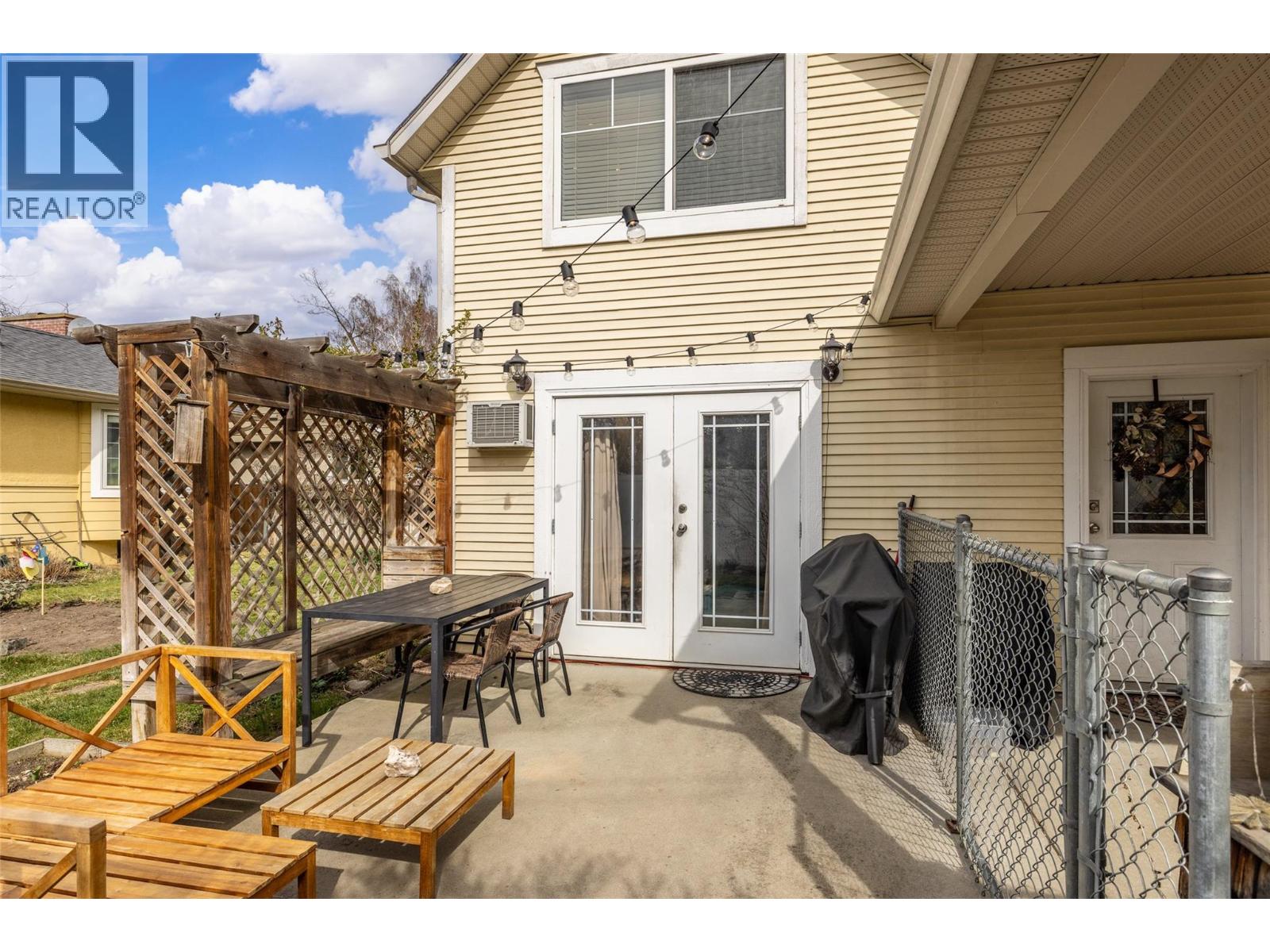 1955 Bowes Street, Kelowna