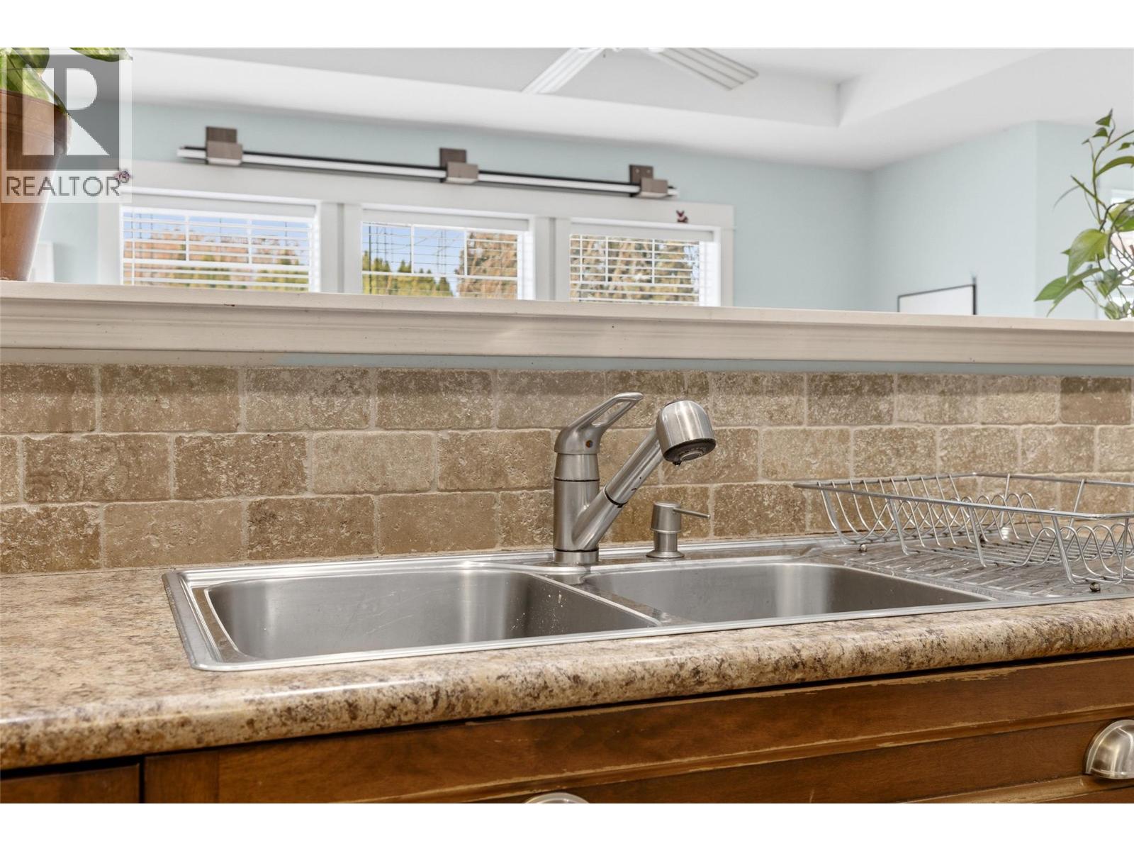 1955 Bowes Street, Kelowna