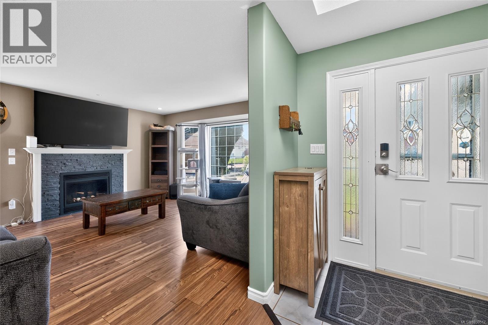 921 Esslinger Rd, Parksville