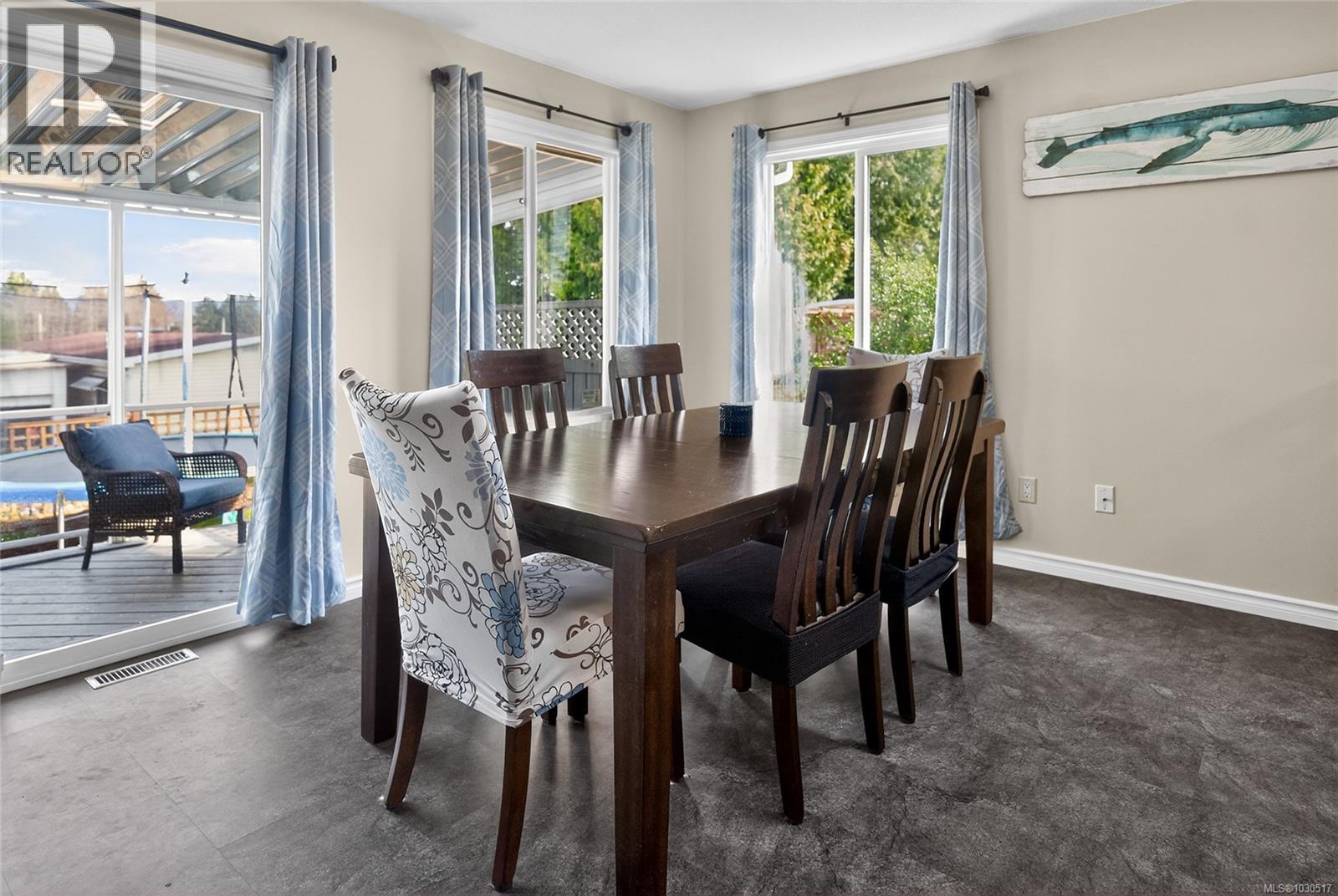 921 Esslinger Rd, Parksville