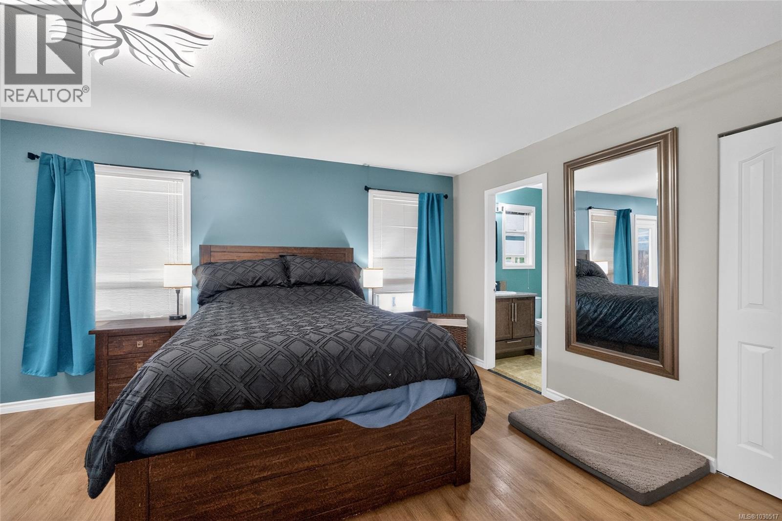 921 Esslinger Rd, Parksville