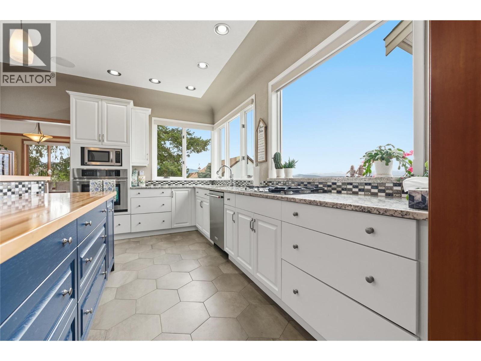 5928 L & A Road, Vernon