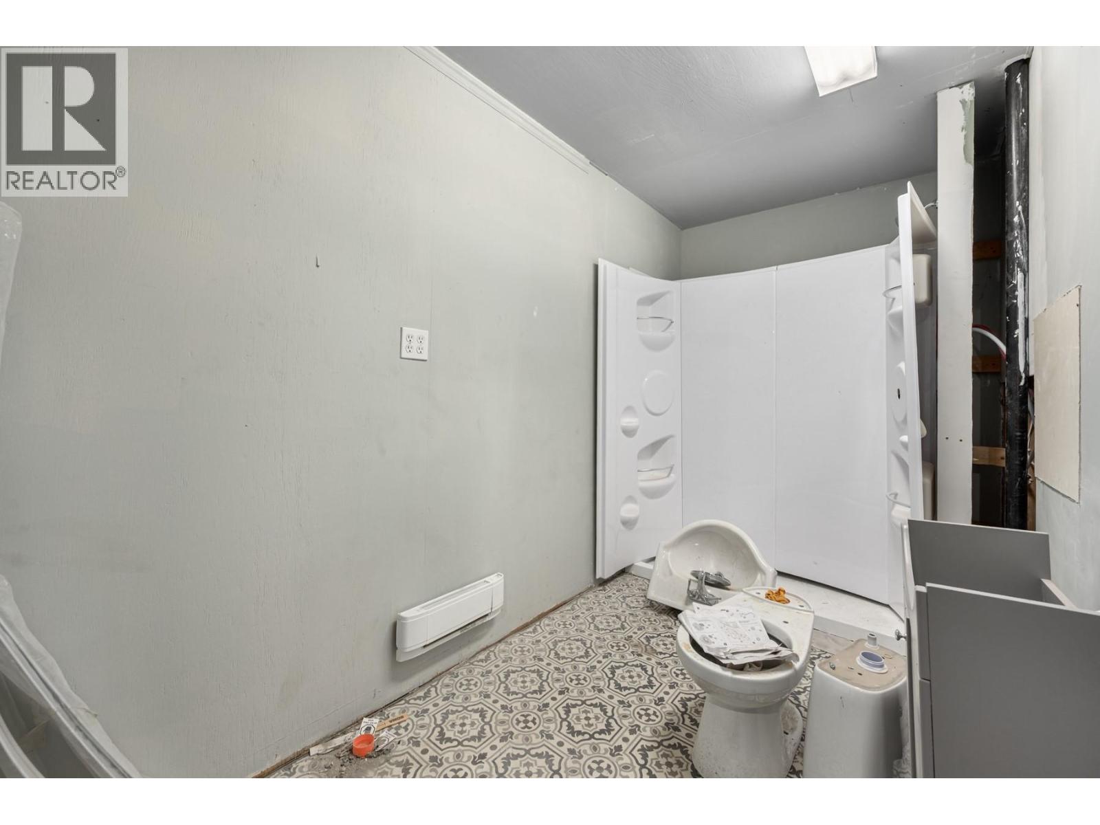  6668 Kamloops Vernon (HWY 97) Highway, Westwold