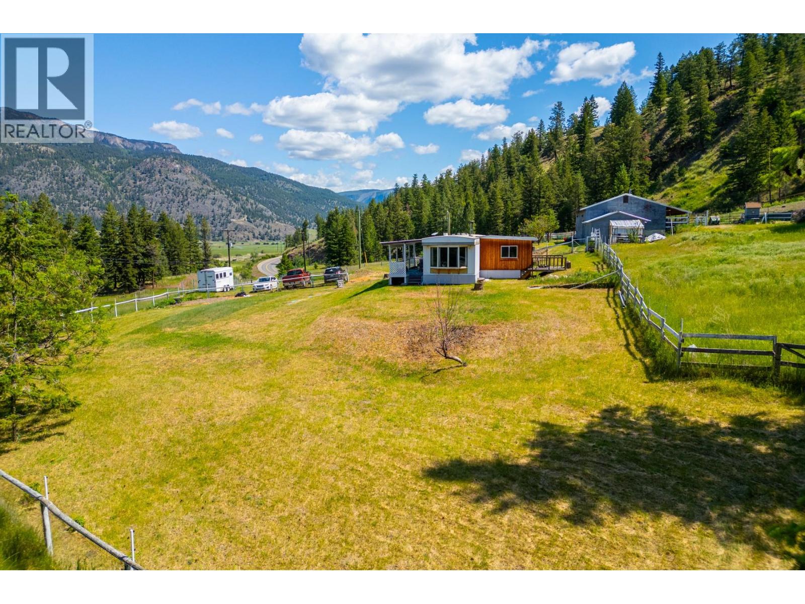  6668 Kamloops Vernon (HWY 97) Highway, Westwold