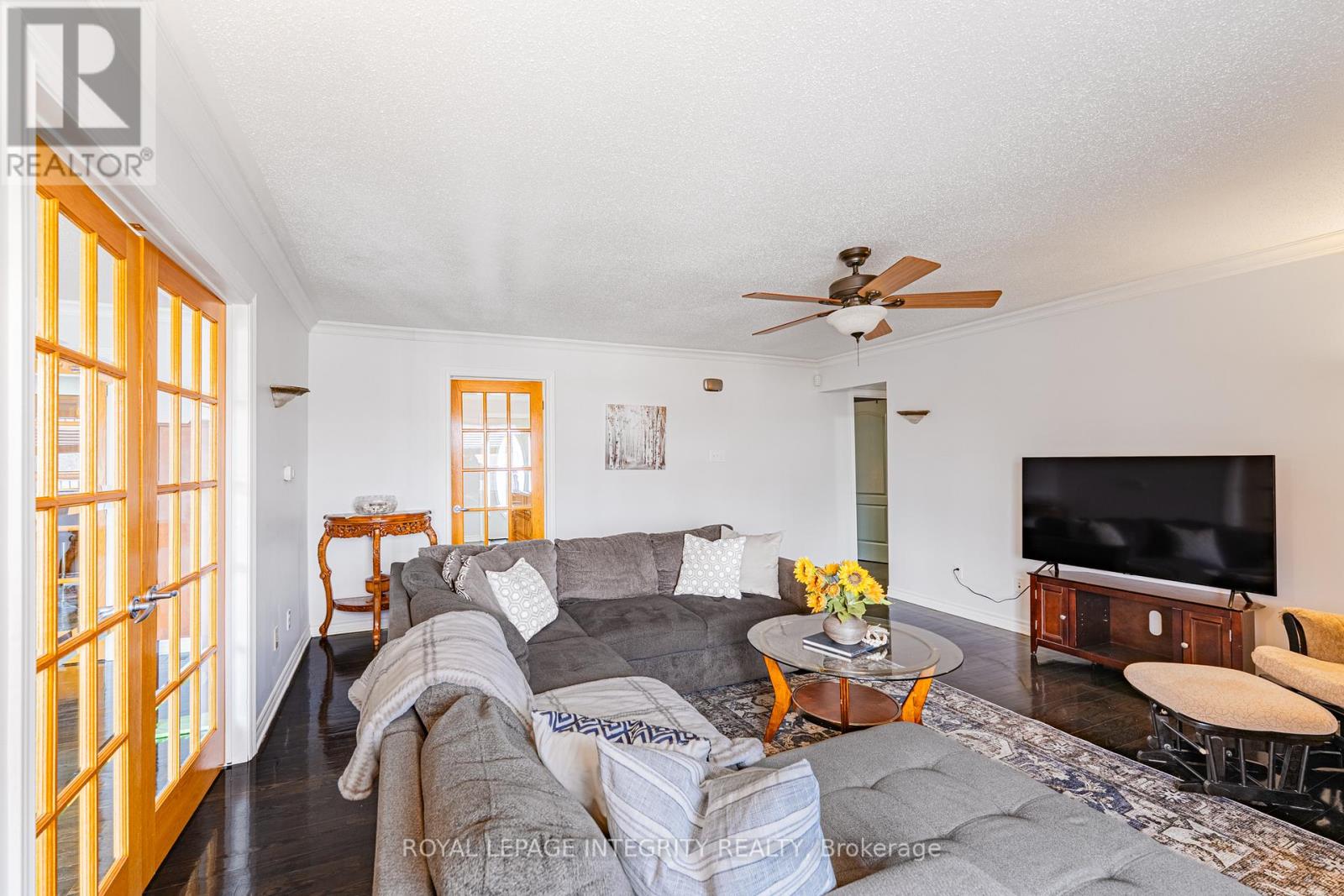 3318 DUNROBIN ROAD - 19